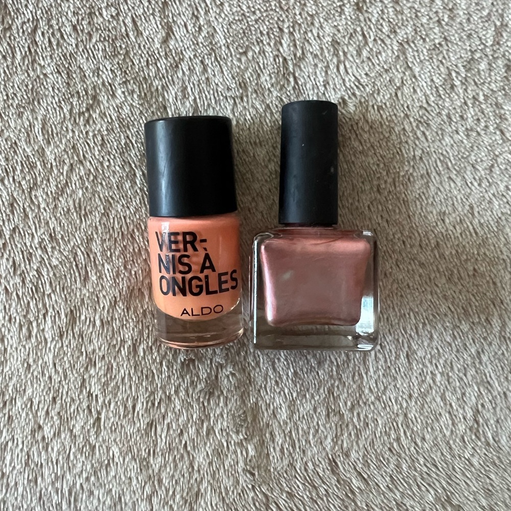 Nail Polishes